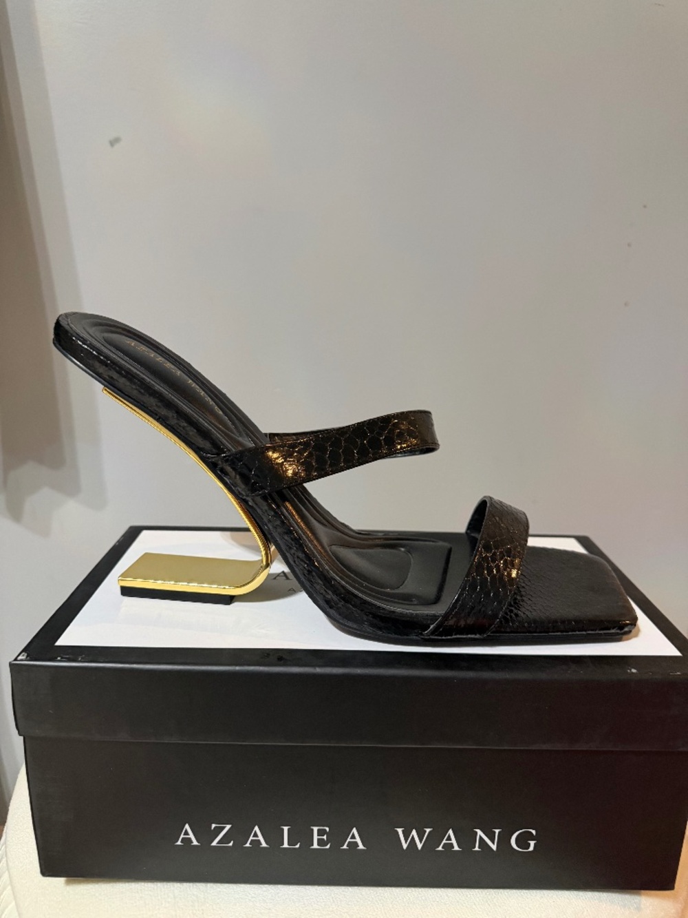 AKIRA AZALEA WANG RENIX BLACK SNAKE WEDGE MULE SANDAL Size 1111 - Picture 1 of 5